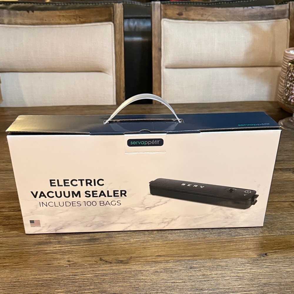 Servappetit Black Electric Vacuum Sealer with 100 Bags